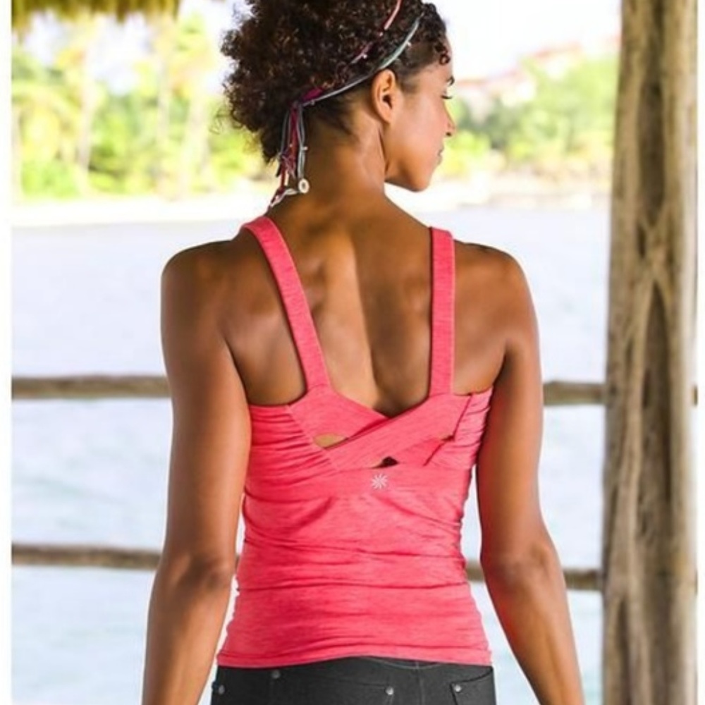 Athleta Intertwine 2 Tank Top Built In Bra